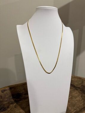 Vintage Monet Flat Chain Necklace - Gold Tone